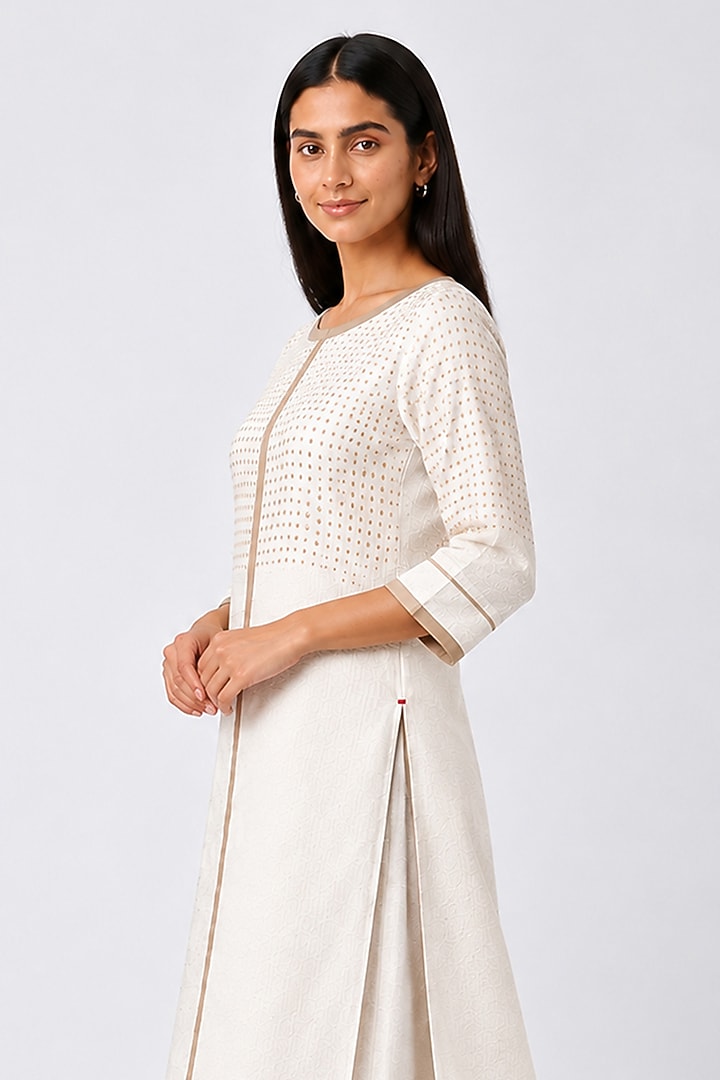 White Linen Blend Kurta Set by Kaveri at Pernia's Pop Up Shop