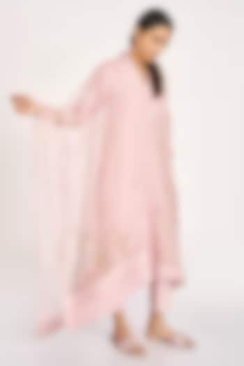 Pink Linen & Organza Floral Embroidered Tunic Set by Kaveri at Pernia's Pop Up Shop