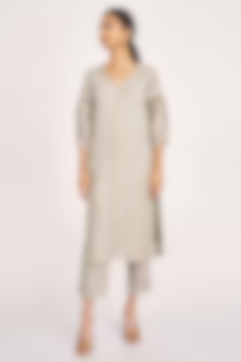 Grey Line Embroidered Kurta Set by Kaveri at Pernia's Pop Up Shop