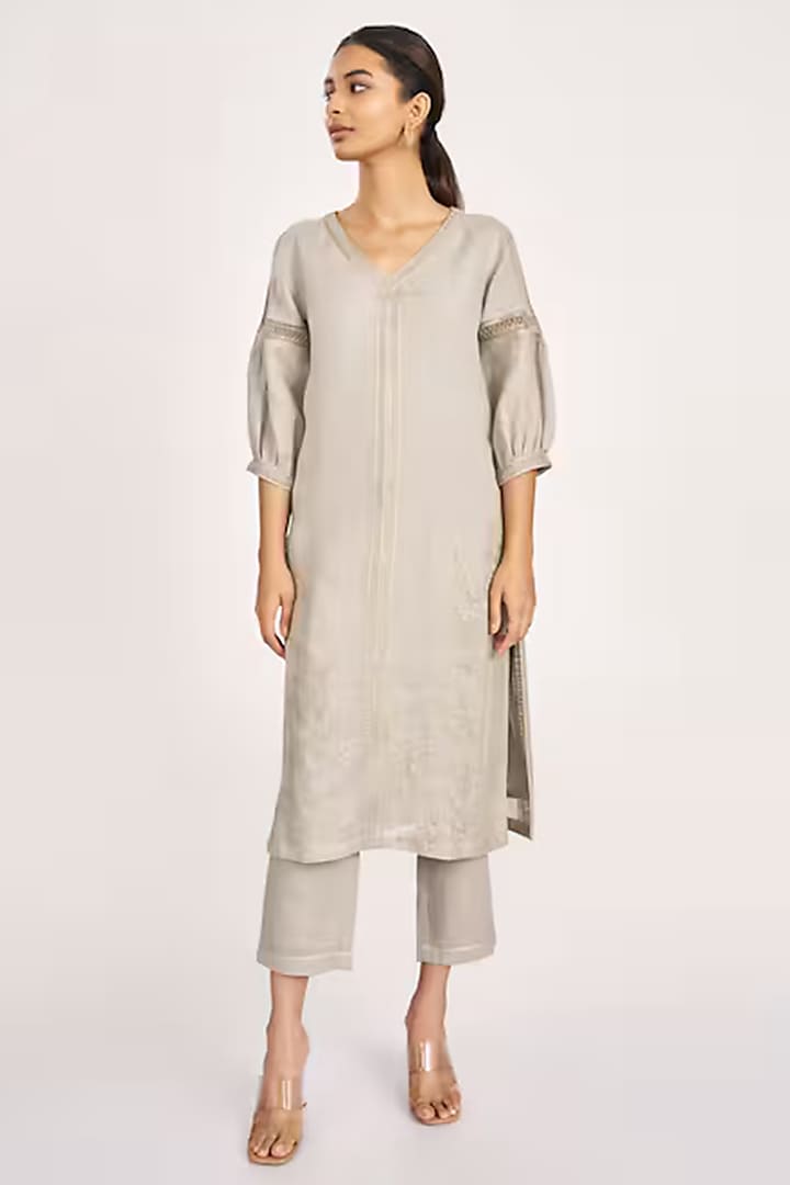 Grey Line Embroidered Kurta Set by Kaveri at Pernia's Pop Up Shop