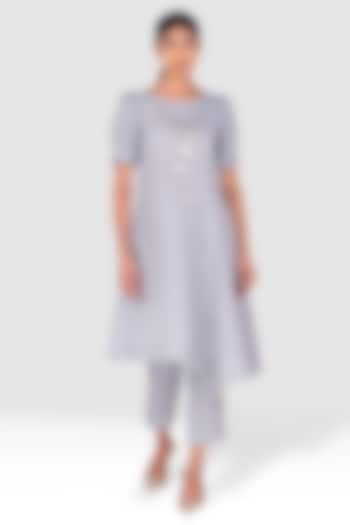 Blue Linen Asymmetric Kurta Set by Kaveri at Pernia's Pop Up Shop