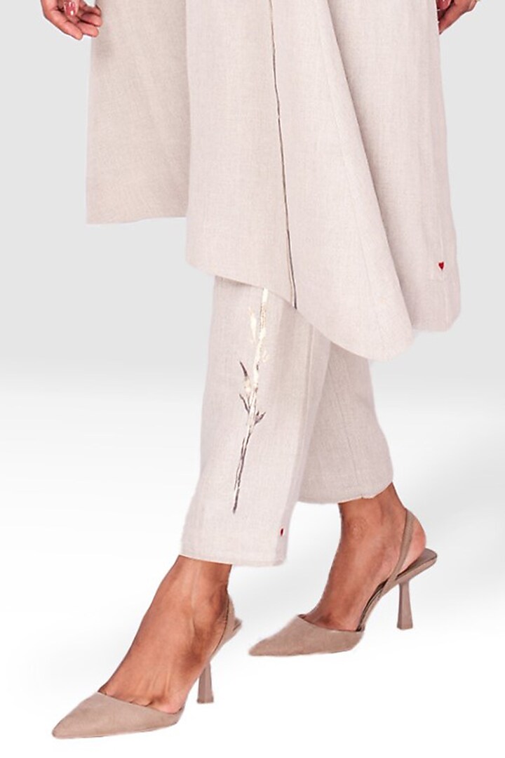White & Beige Linen Asymmetric Kurta Set by Kaveri at Pernia's Pop Up Shop
