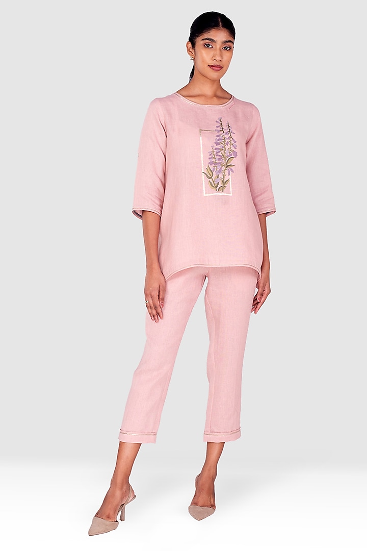 Pink Linen Thread Embossed Embroidered Co-Ord Set by Kaveri at Pernia's Pop Up Shop