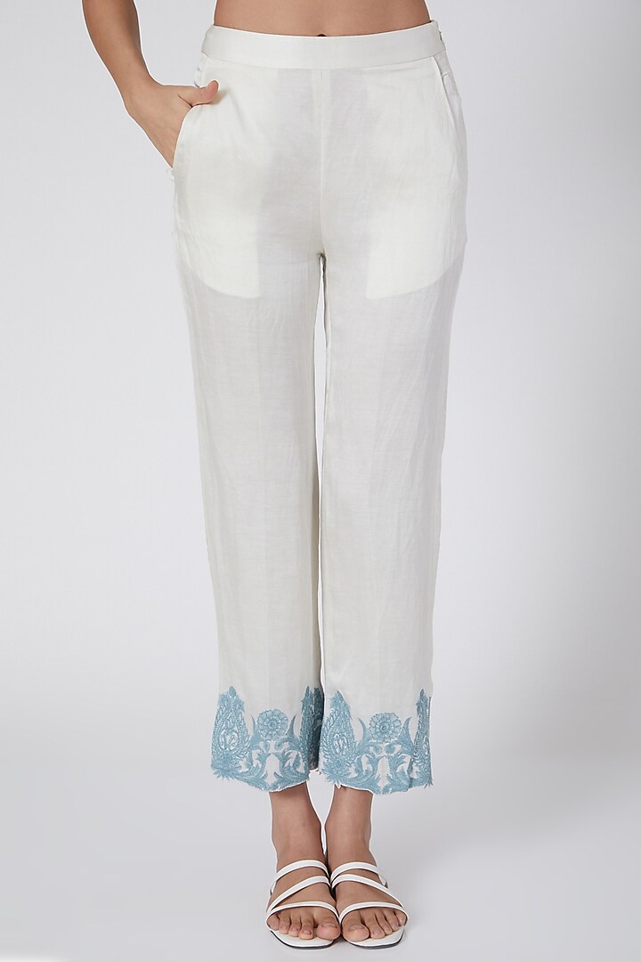 Ivory & Turquoise Kurta Set With Thread Work by Kartikeya at Pernia's Pop Up Shop