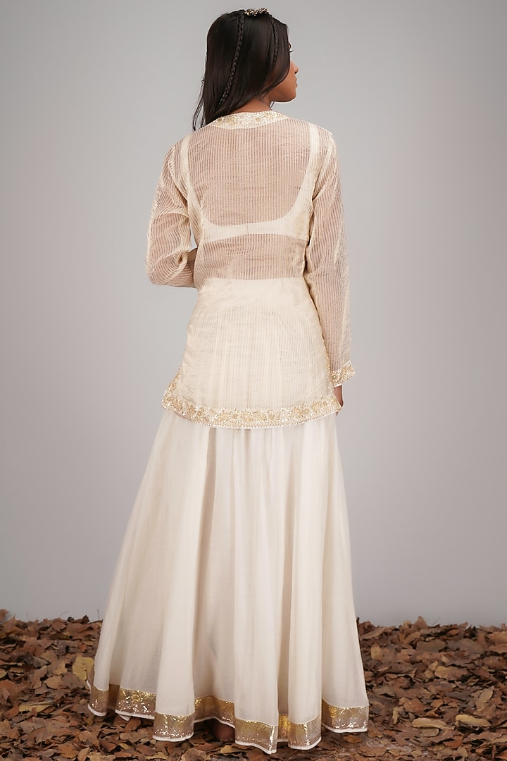 White Embroidered Wedding Lehenga Set by Kyra By Bhavna at Pernia's Pop Up Shop