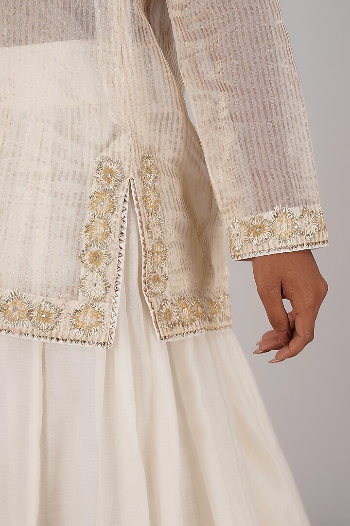 White Embroidered Wedding Lehenga Set by Kyra By Bhavna at Pernia's Pop Up Shop