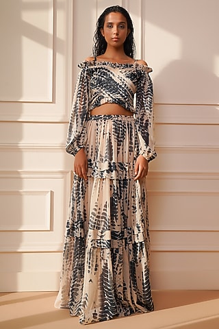 Black & Beige Tie-Dye Skirt by Kyra By Bhavna