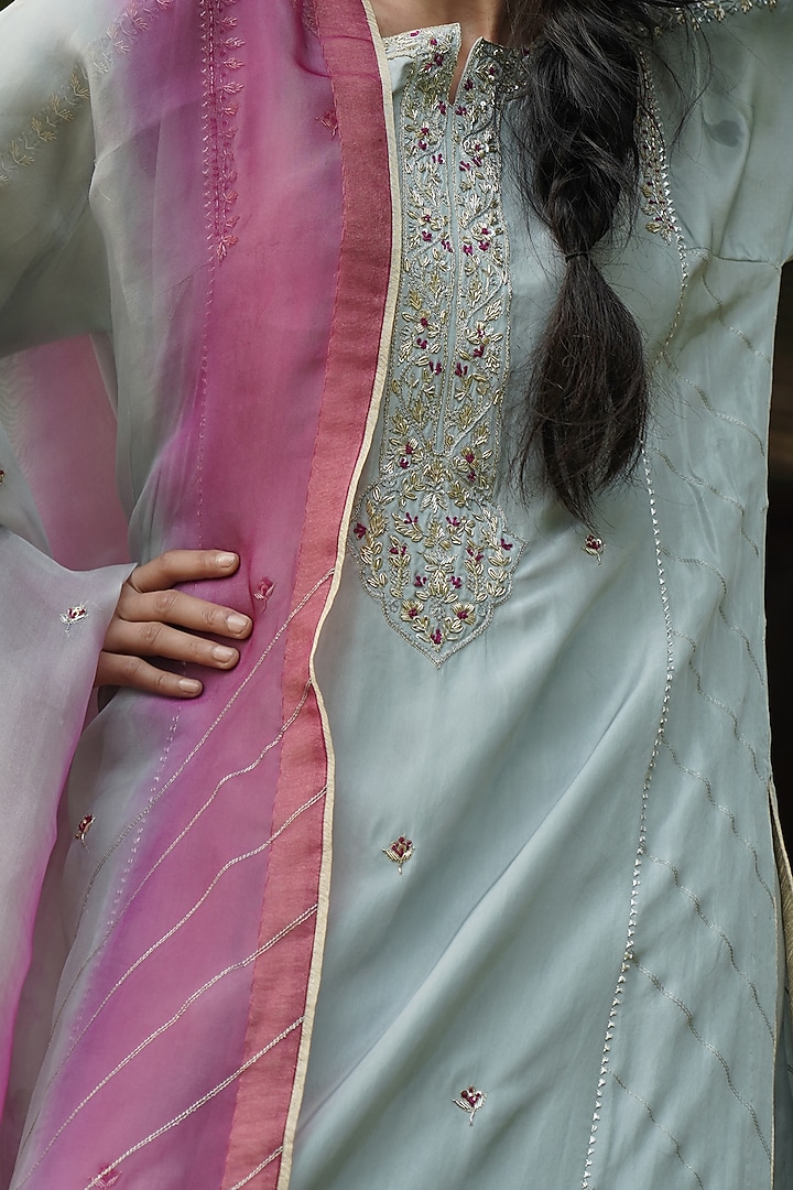Light Grey Embroidered Kurta Set by Kyra By Bhavna at Pernia's Pop Up Shop