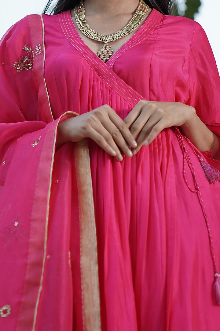 Magenta Embroidered Angrakha Kurta Set by Kyra By Bhavna at Pernia's Pop Up Shop