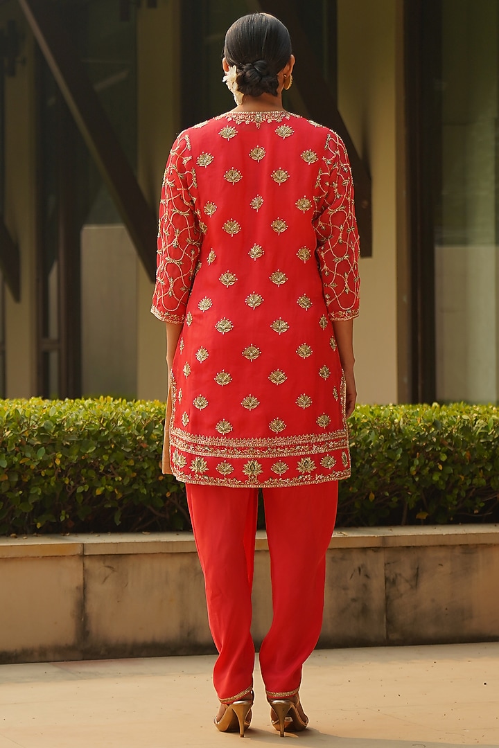 Coral Hand Embroidered Kurta Set by Kyra By Bhavna at Pernia's Pop Up Shop