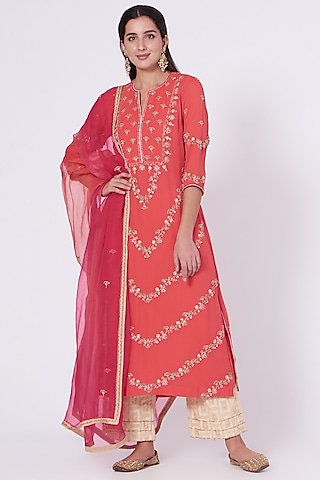 Coral Embroidered Kurta Set by Kyra By Bhavna