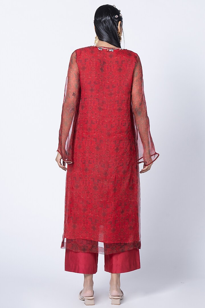 Red Organza Jaal Printed & Embellished Kurta Set by Kyross at Pernia's Pop Up Shop