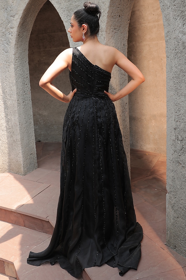 Black Organza Hand Embroidered Engagement Gown With Trail by Label Astha Chhabra at Pernia's Pop Up Shop