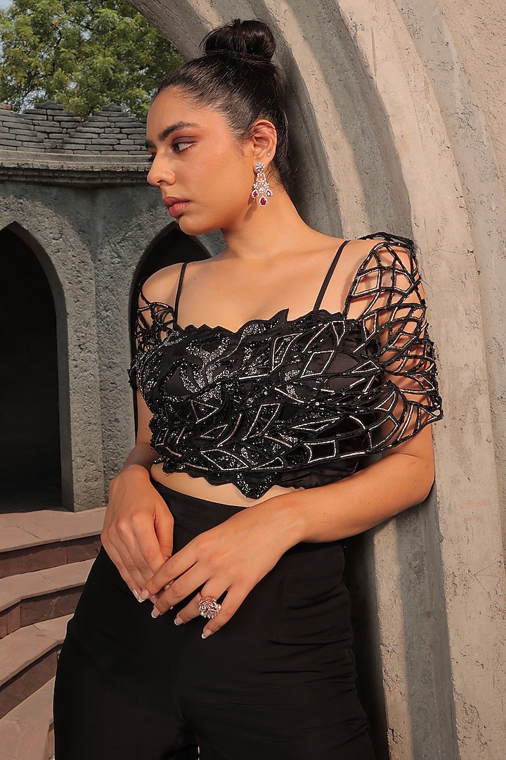 Black Crepe & Organza Co-Ord Set by Label Astha Chhabra at Pernia's Pop Up Shop