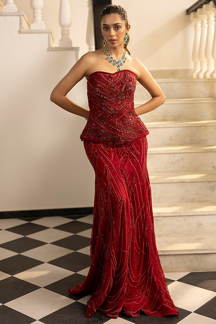 Red Net Fish-Cut Flowing Skirt Set by Label Astha Chhabra at Pernia's Pop Up Shop