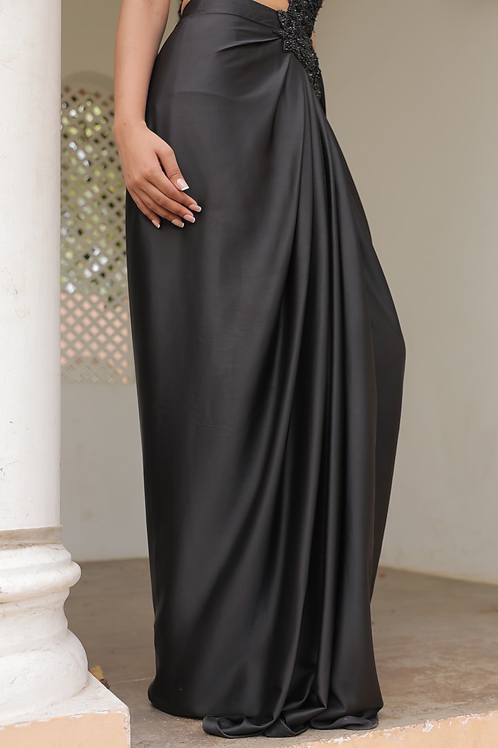 Black Armani Satin & Net Pre-Stitched Wedding Saree Set by Label Astha Chhabra at Pernia's Pop Up Shop
