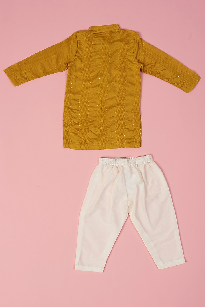 Mustard Yellow Chanderi Kurta Set by Laado at Pernia's Pop Up Shop