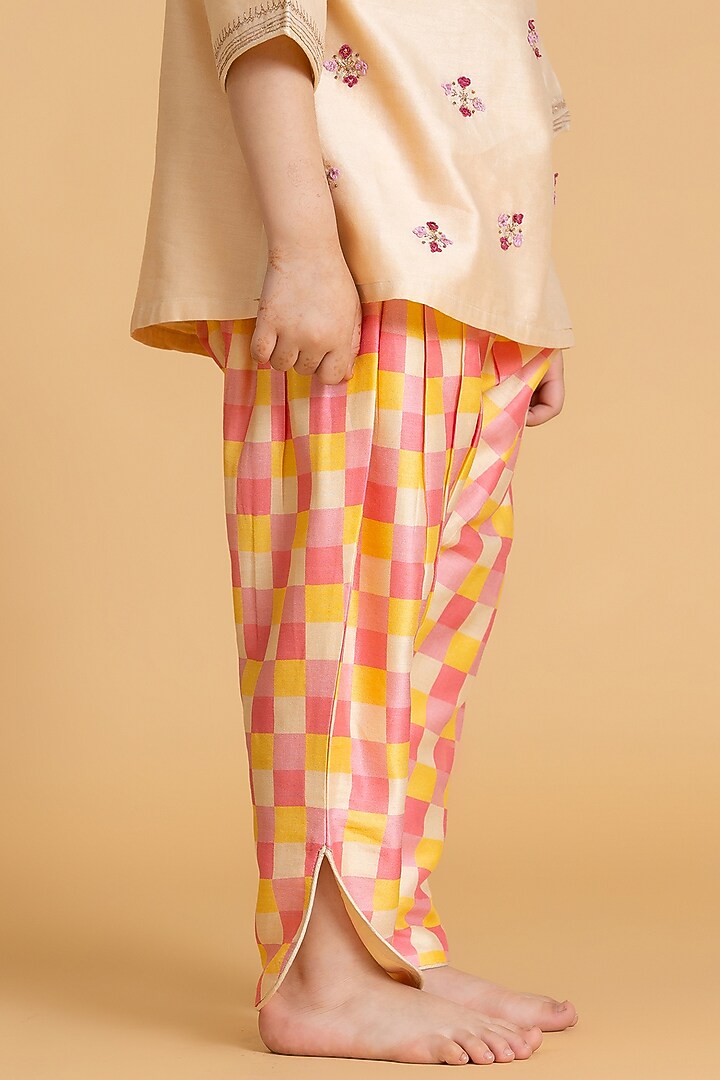 Champion Blush Silk Chanderi Embroidered Kurta Set by LAAD In Every Touch at Pernia's Pop Up Shop