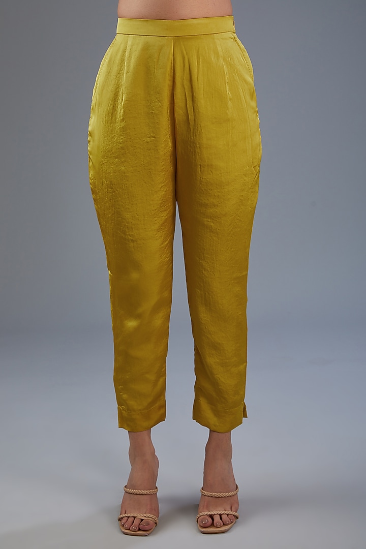 Yellow Bemberg Crepe Sequins Embroidered Tunic Set by Label Manasi at Pernia's Pop Up Shop