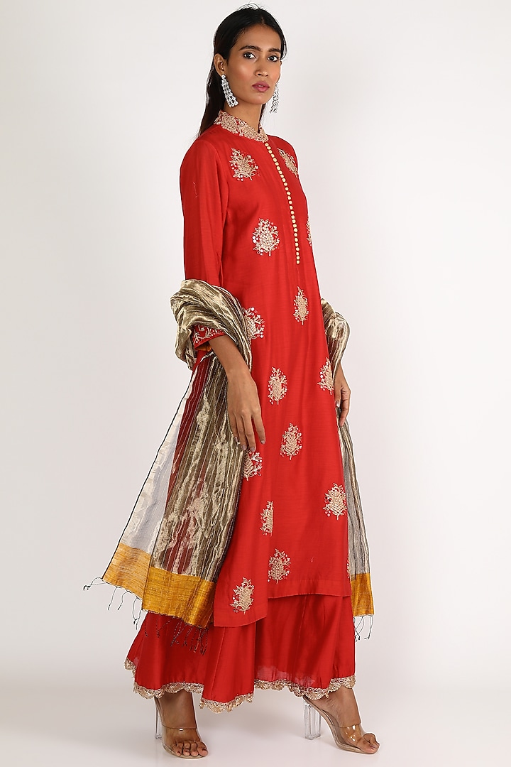 Red & Grey Embroidered Kurta Set by LACHESIS