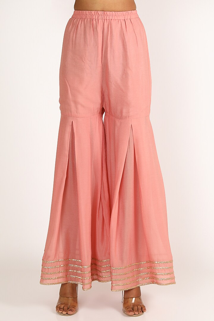 Peach Chiffon Embroidered Kurta Set by LACHESIS at Pernia's Pop Up Shop