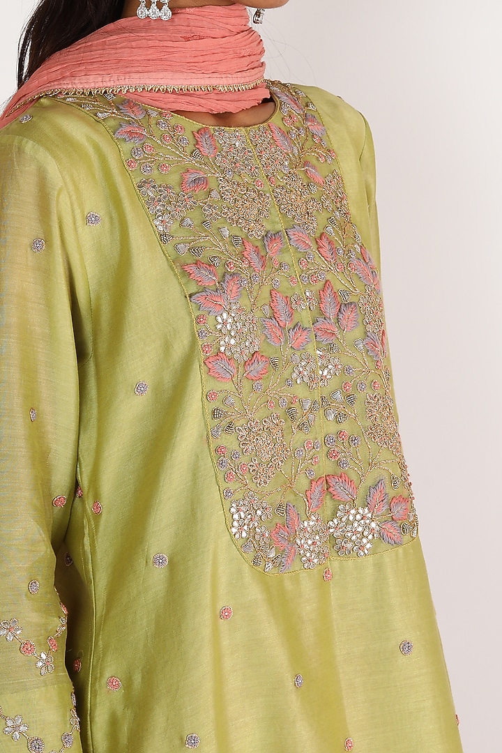 Mint Green Embroidered Kurta Set by LACHESIS at Pernia's Pop Up Shop