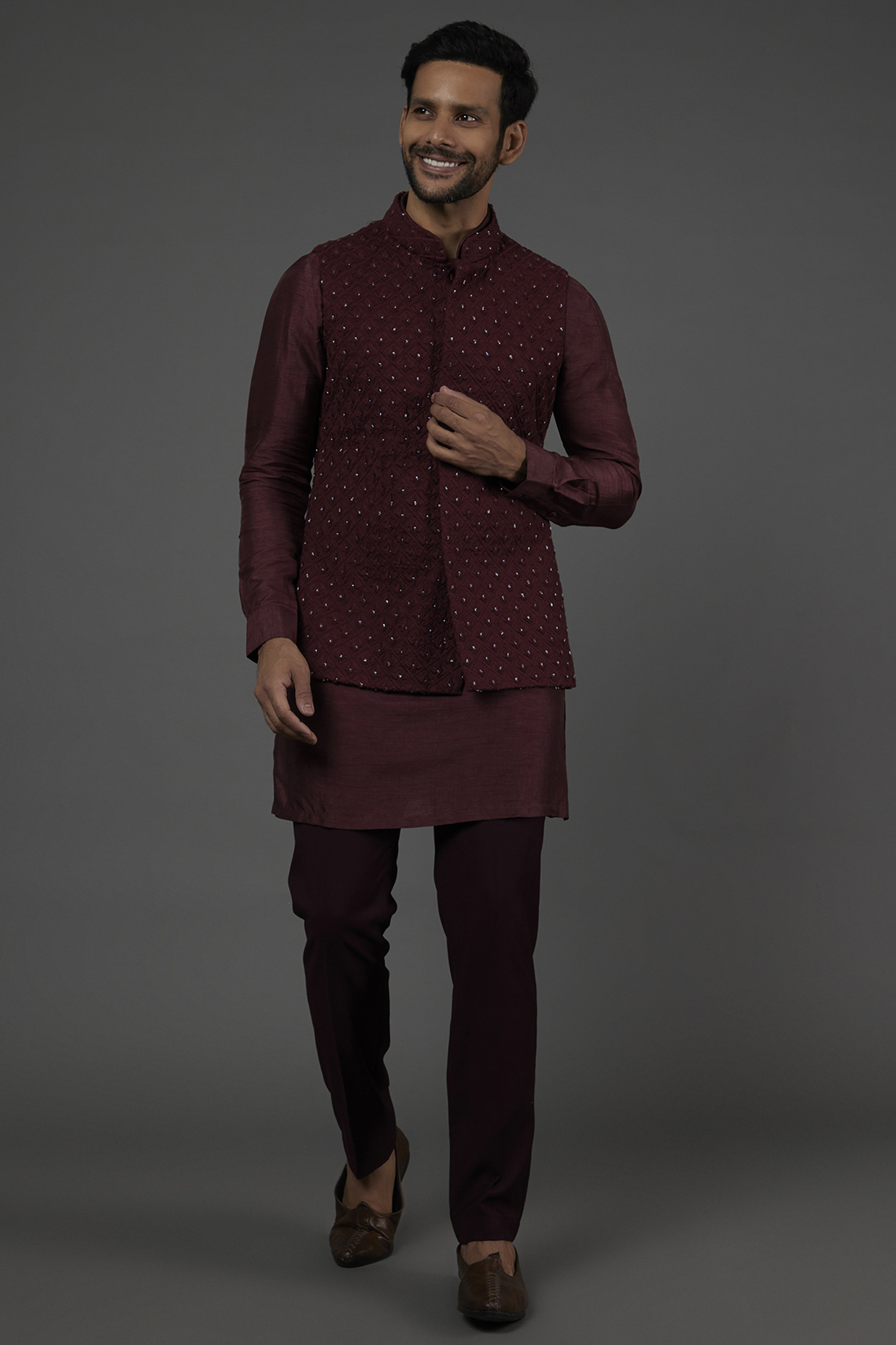Maroon Embroidered Bundi Jacket Set by LABEL CRESTELLI