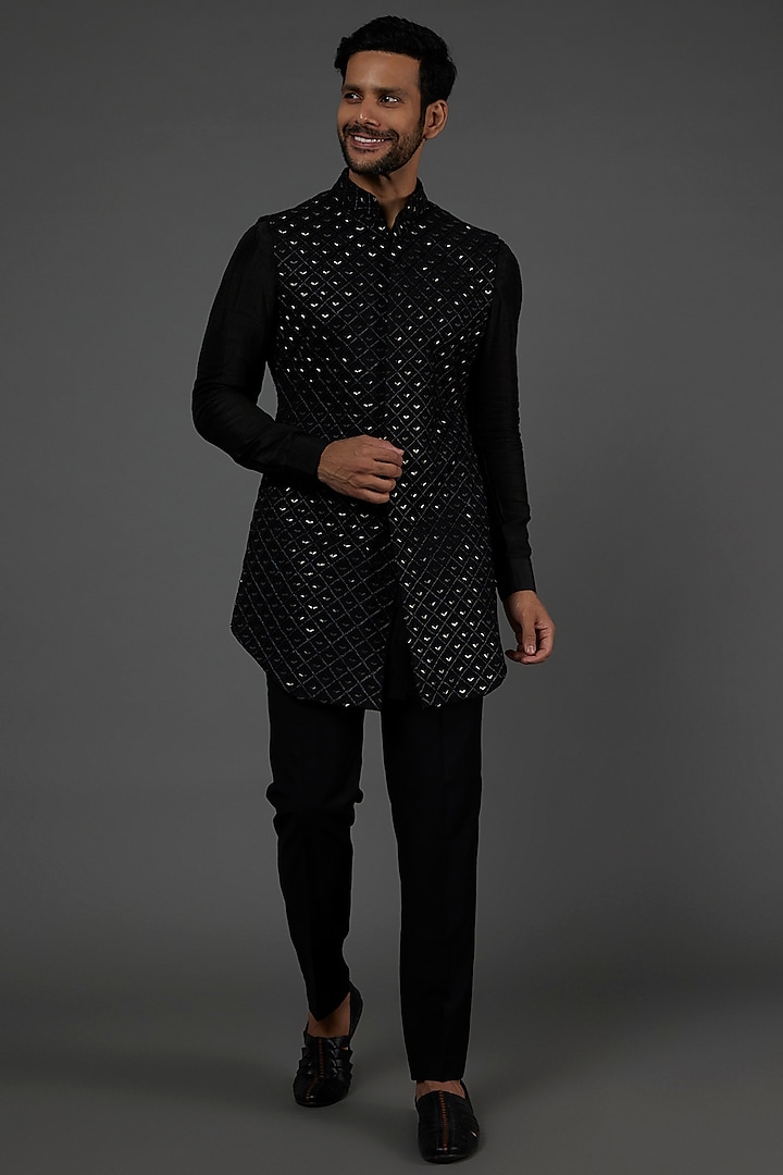 Black Embroidered Bandhgala Jacket Set by LABEL CRESTELLI