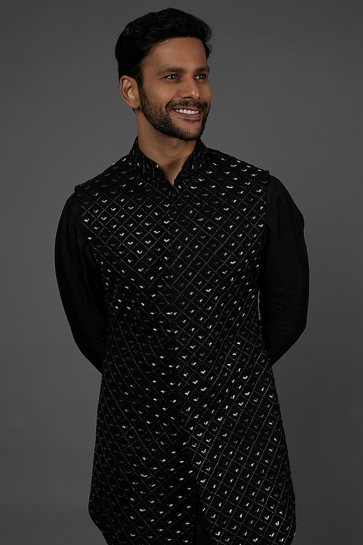 Black Embroidered Bandhgala Jacket Set by LABEL CRESTELLI at Pernia's Pop Up Shop