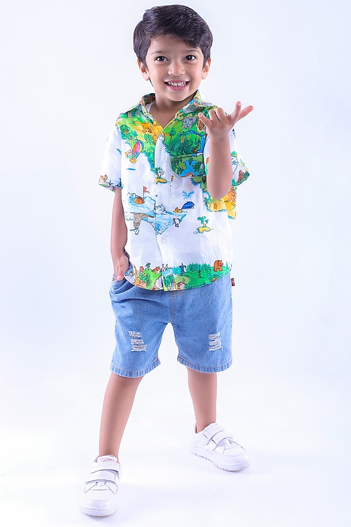 White Cotton Blend Printed Shirt For Boys by La Dee Da at Pernia's Pop Up Shop