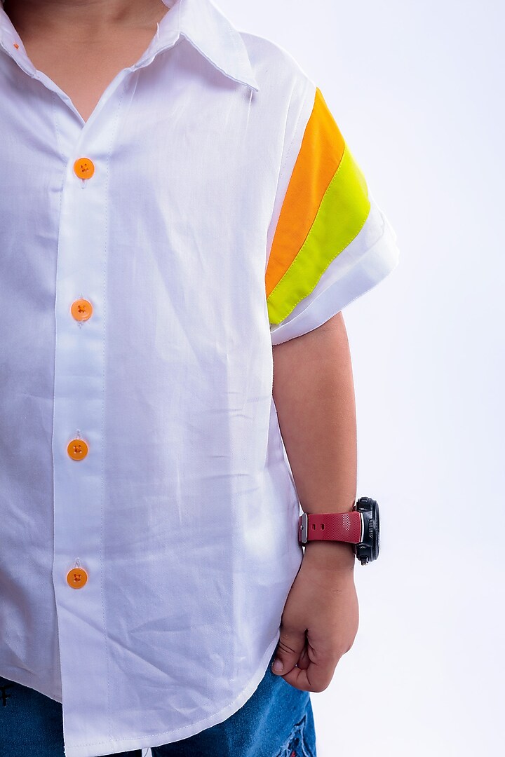 White Cotton Blend Striped Printed Shirt For Boys by La Dee Da at Pernia's Pop Up Shop