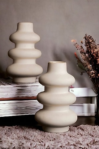 White ceramic Handcrafted Wabi-Sabi Vase Set by La Dimora Selections