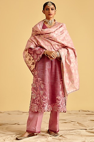 Light Plum Machine Embroidered Kurta Set by Lahario