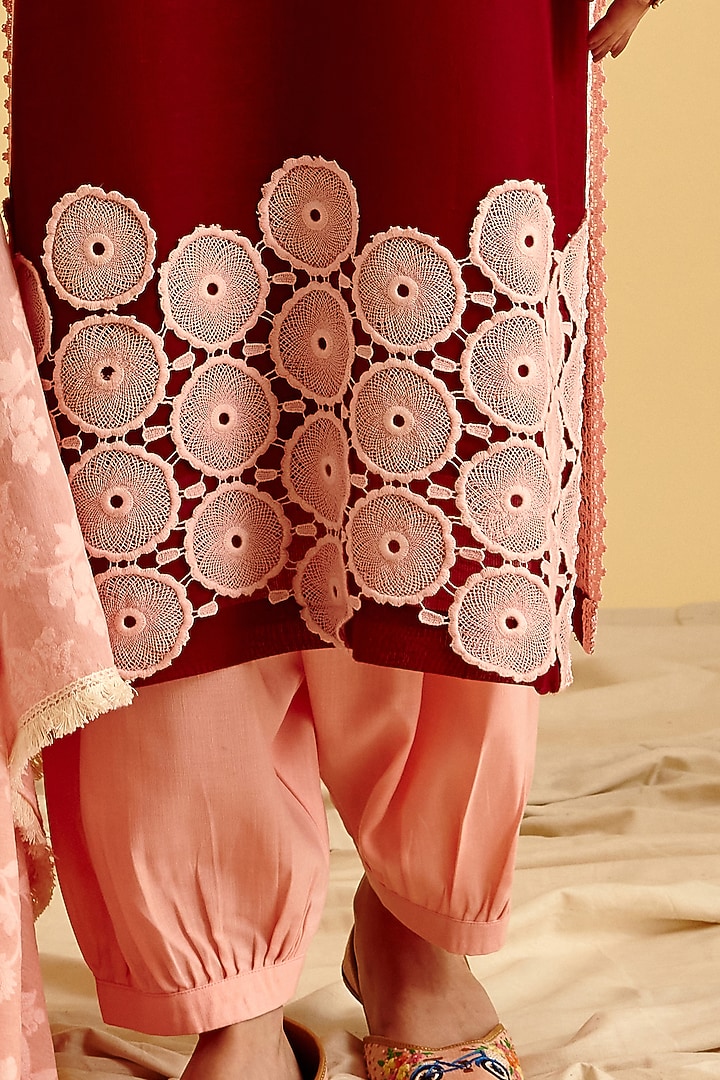 Maroon Embroidered Kurta Set by Lahario at Pernia's Pop Up Shop