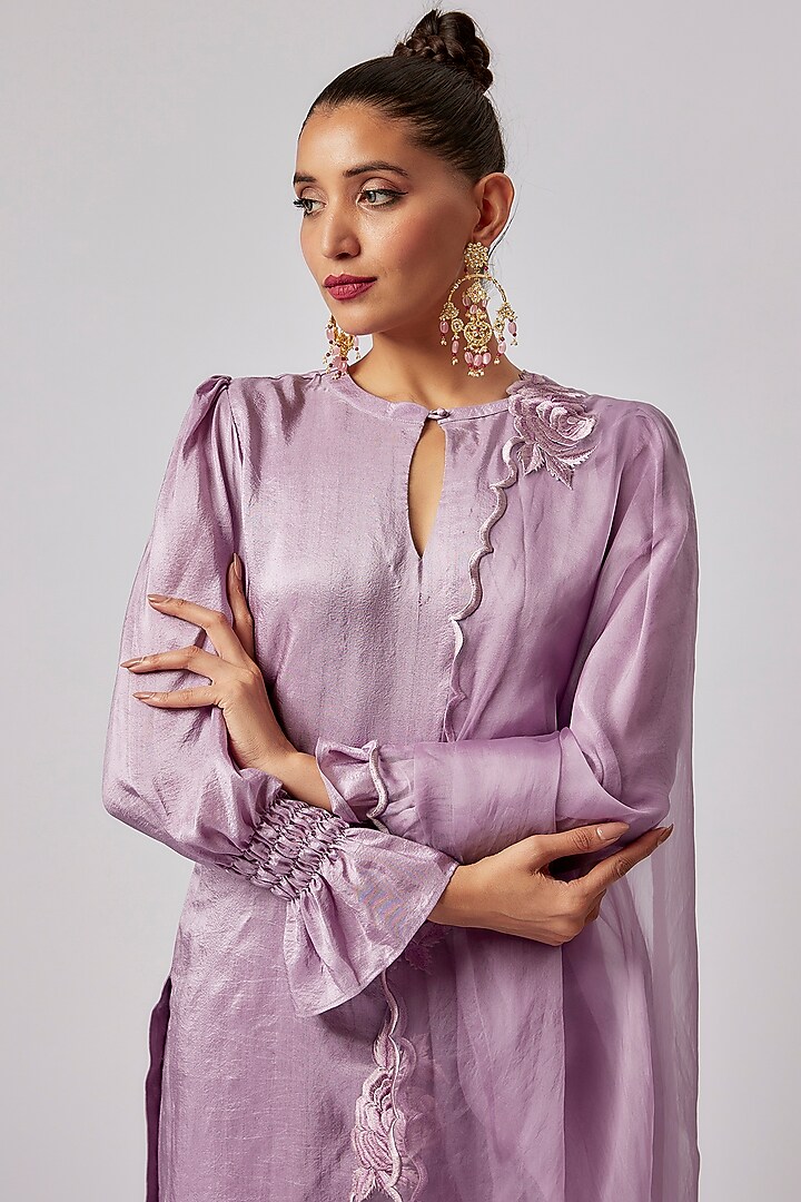 Lavender Pure Silk Kurta Set by Lahario at Pernia's Pop Up Shop