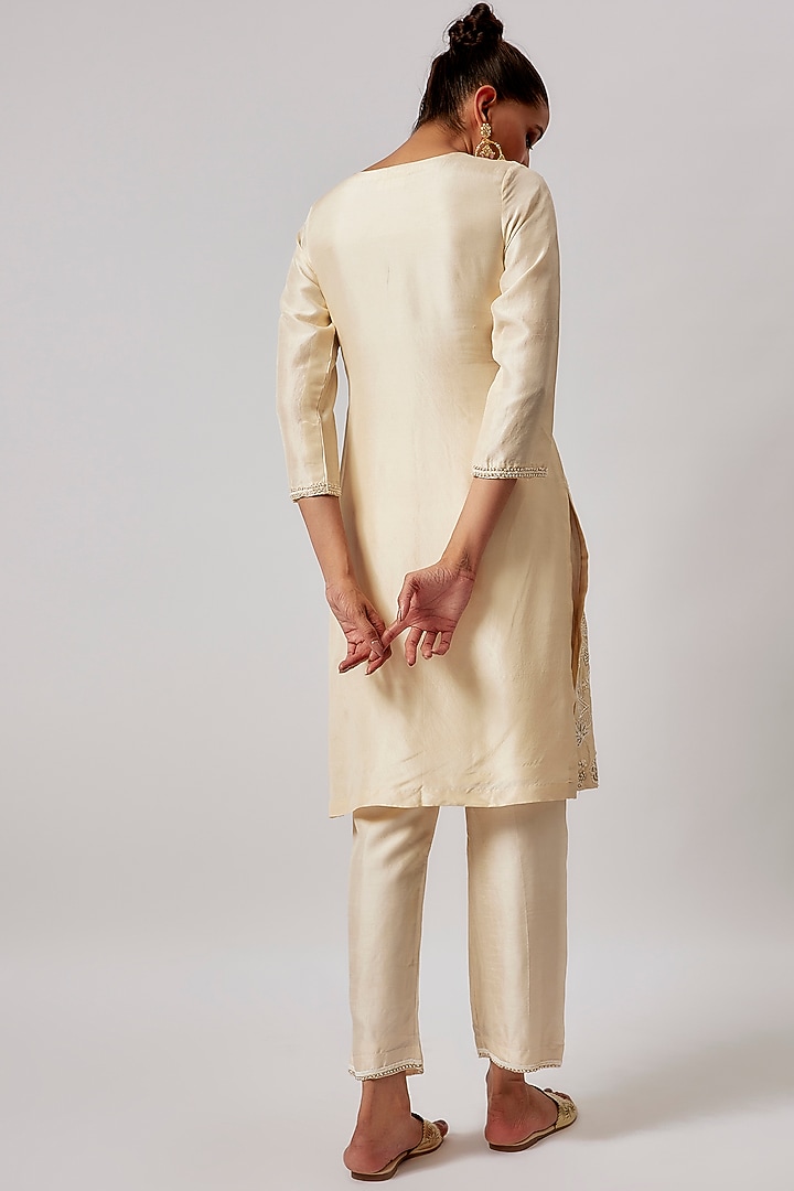 Ivory Pure Silk Embroidered Kurta Set by Lahario at Pernia's Pop Up Shop