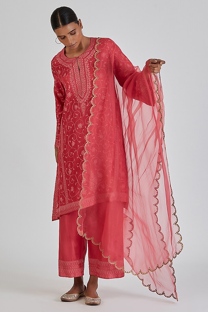 Fuchsia Sheer Organza Dupatta by Lajjoo c