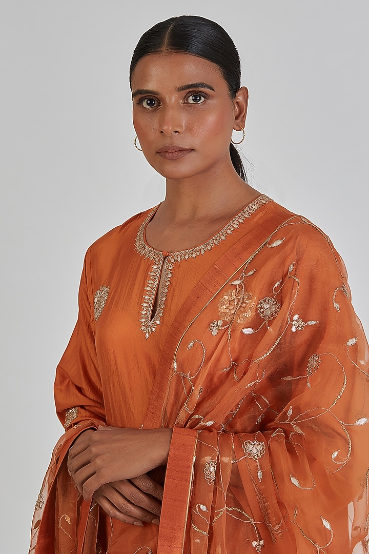 Orange Sheer Organza Kasab Gota Embroidered Dupatta by Lajjoo c at Pernia's Pop Up Shop
