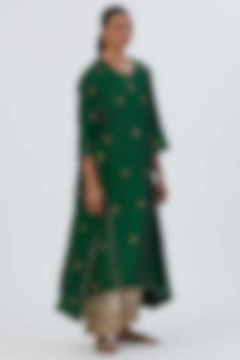 Green Silk Kurta Set by Lajjoo C at Pernia's Pop Up Shop