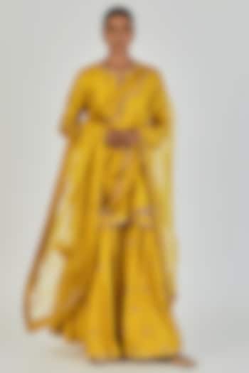 Gold-Yellow Sheer Organza Embroidered Dupatta by Lajjoo C at Pernia's Pop Up Shop