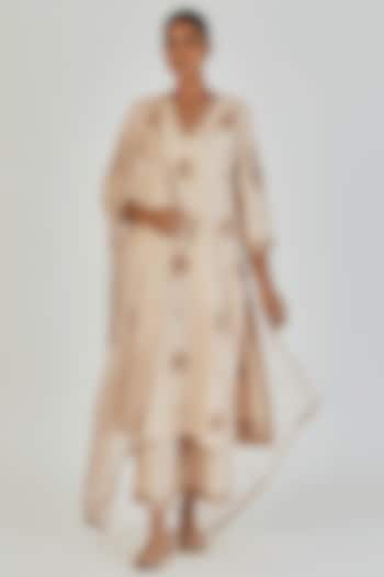 Ivory Sheer Organza Gold Embroidered Dupatta by Lajjoo C at Pernia's Pop Up Shop