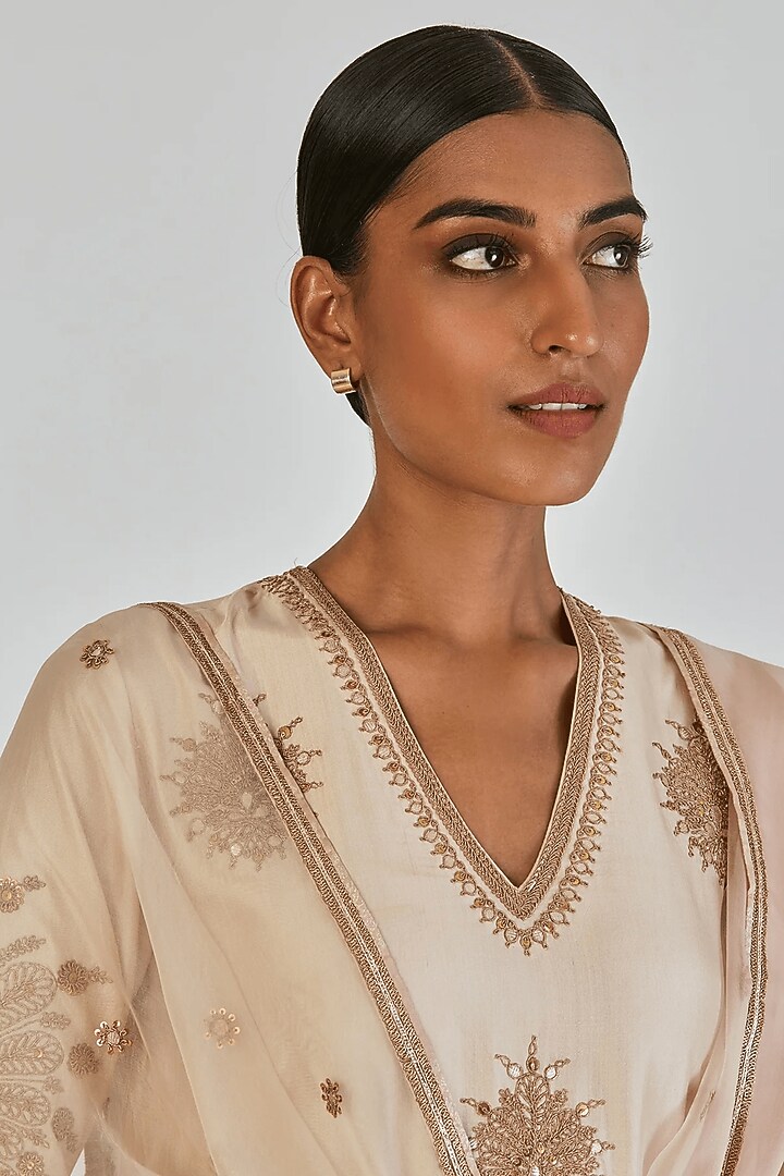 Ivory Sheer Organza Gold Embroidered Dupatta by Lajjoo C at Pernia's Pop Up Shop