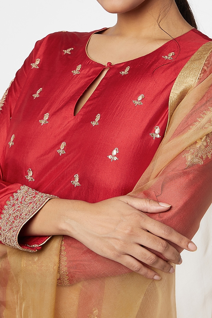 Red & Beige Silk Embroidered Kurta Set by Lajjoo C at Pernia's Pop Up Shop