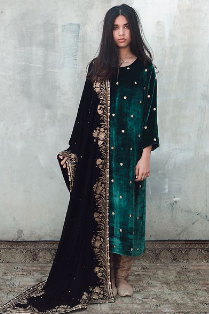 Green Kurta Set With Embroidery by Lajjoo C at Pernia's Pop Up Shop