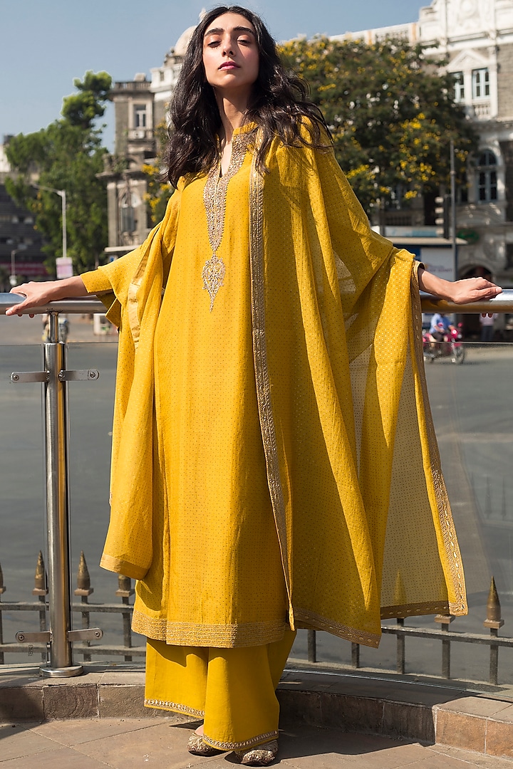 Yellow Embroidered Dupatta by Lajjoo C