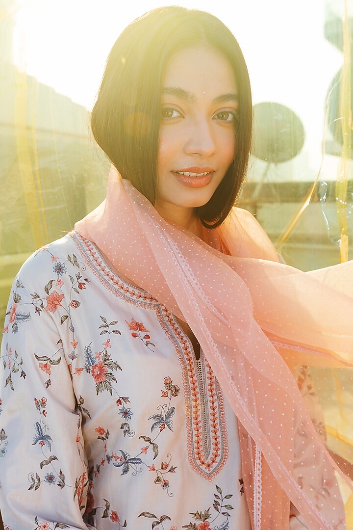 Blush Pink Silk Organza Dupatta by Lajjoo C at Pernia's Pop Up Shop