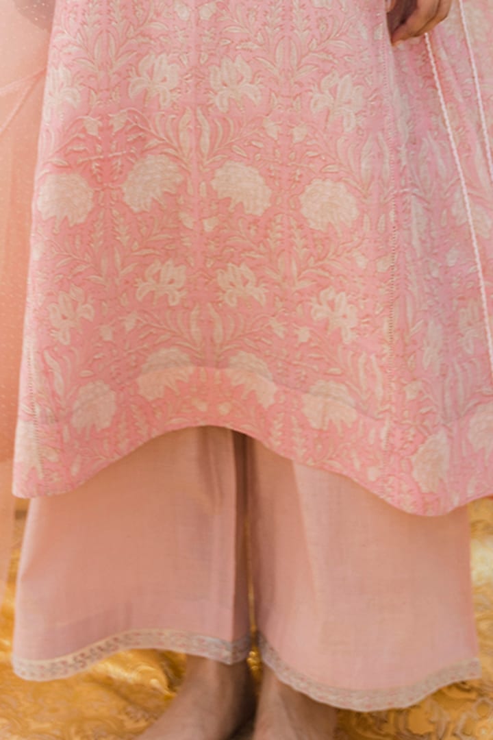 Pink Floral Printed Long Kurta Set by Lajjoo C at Pernia's Pop Up Shop