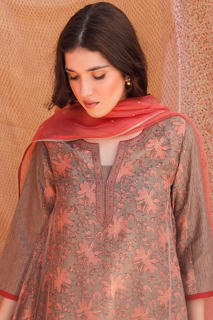 Dull Red Silk Organza Dupatta by Lajjoo C at Pernia's Pop Up Shop