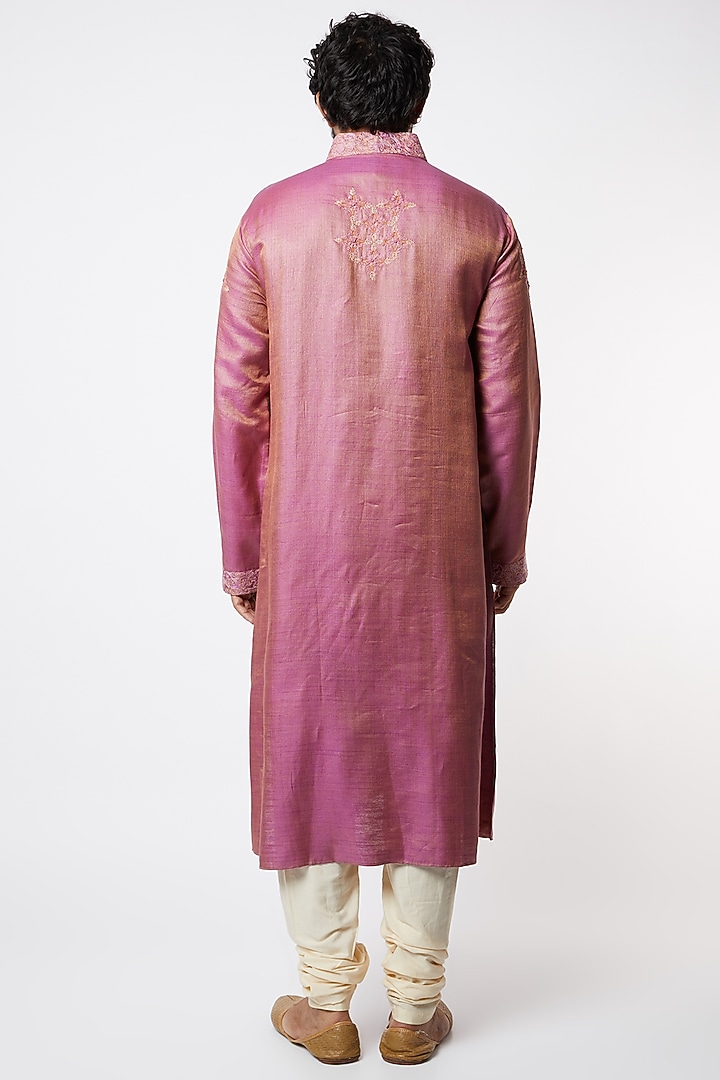 Onion Pink Embroidered Kurta Set by Lalit Jalan at Pernia's Pop Up Shop