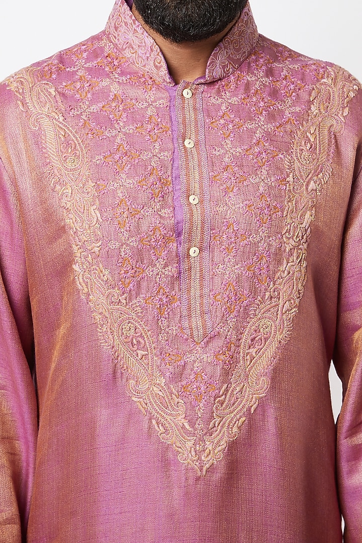 Onion Pink Embroidered Kurta Set by Lalit Jalan at Pernia's Pop Up Shop